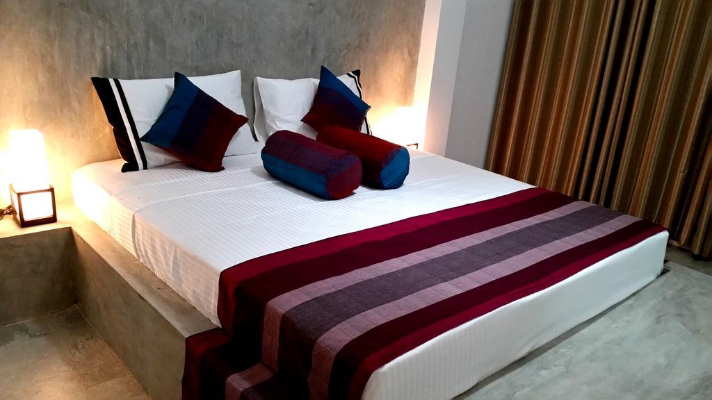 Diamond Lake Tourist Rest Anuradhapura Dış mekan fotoğraf