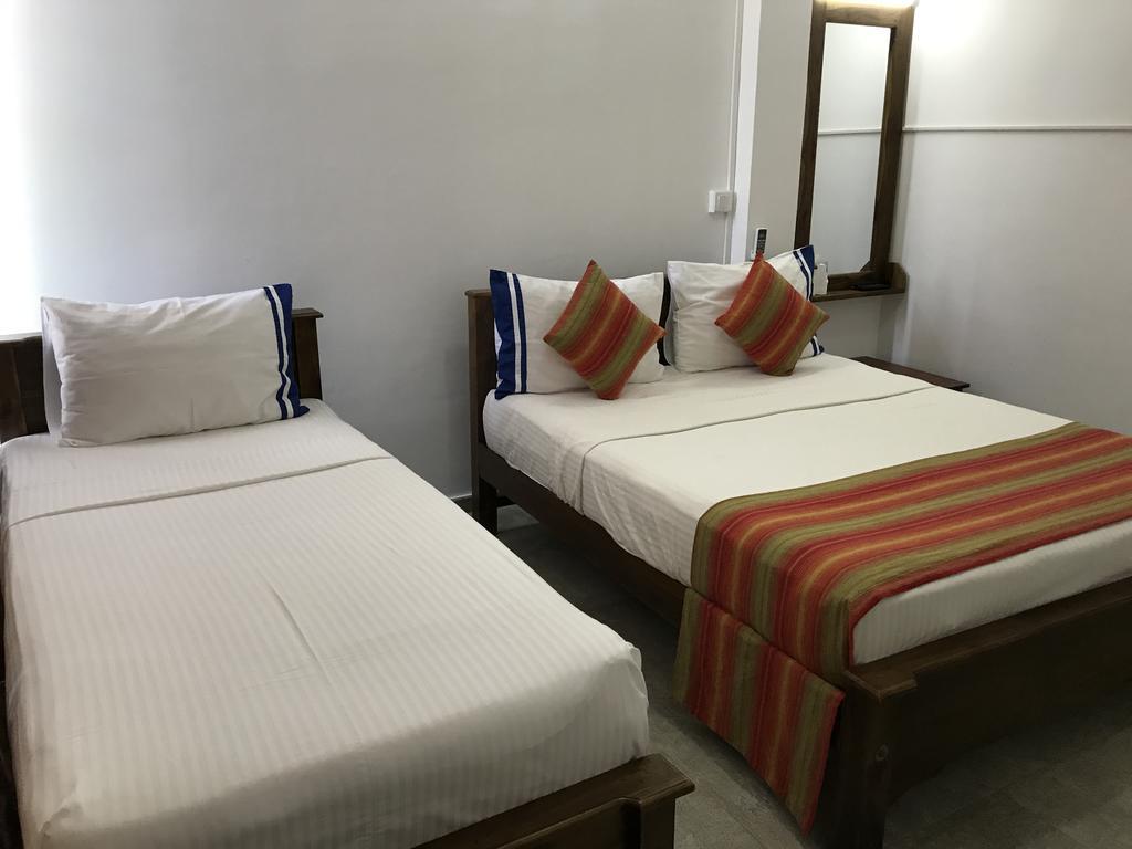 Diamond Lake Tourist Rest Anuradhapura Dış mekan fotoğraf